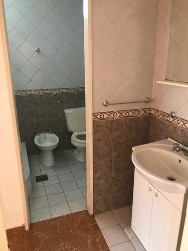 Imagen 14 de 17 de Venta. Propiedad Con Dos Ph De 2 Ambientes - San Miguel