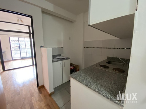 Imagen 6 de 28 de Venta Departamento Mono Dividido Dorrego Y Pellegrini - Posibilidad Oficina - Zona Tribunales