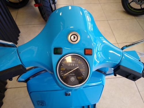 Imagen 10 de 18 de Piaggio Vespa P200 E (cosa Px 150 No Siambreta) Tomo Permuta