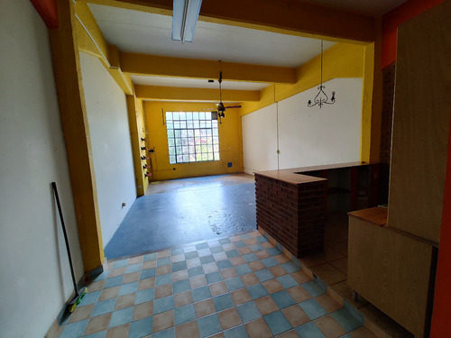 Alquiler Departamento - Loft. 80 M² En Parque Patricios