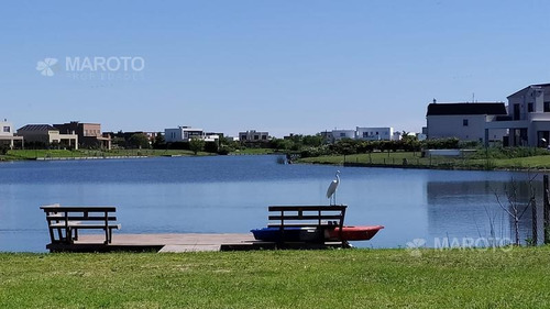 Imagen 8 de 30 de Casa En Venta En Barrio El Canton - Maroto Propiedades
