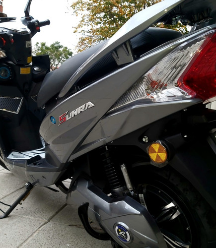 Imagen 10 de 15 de Moto Scooter Anger Litio 100km Auton, Veloc 80km/h, Okm V