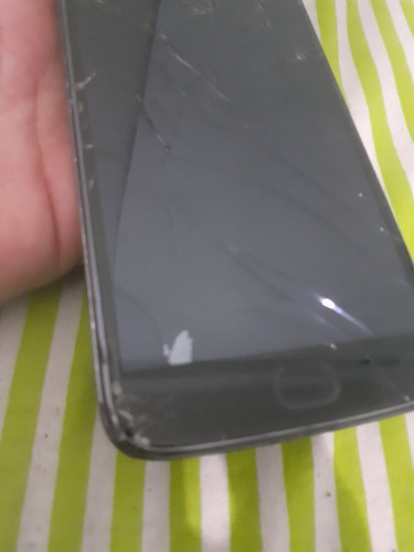 Celular Motorola E4 Plus - Tela Quebrada