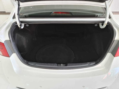 Imagem 13 de 15 de Kia Cerato 1.6 Sx3 16v Gasolina 4p Manual