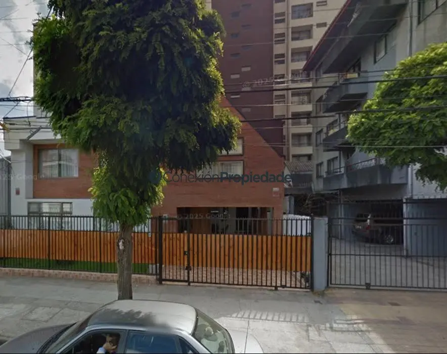 Imagen 1 de 13 de Casa En Venta De 8 Dorm. En Concepción
