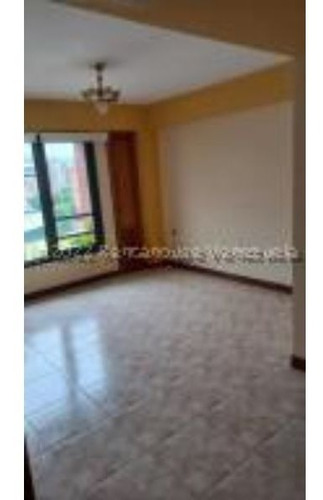 Imagen 5 de 20 de #22-27008 Espectacular Apartamento En Las Mercedes