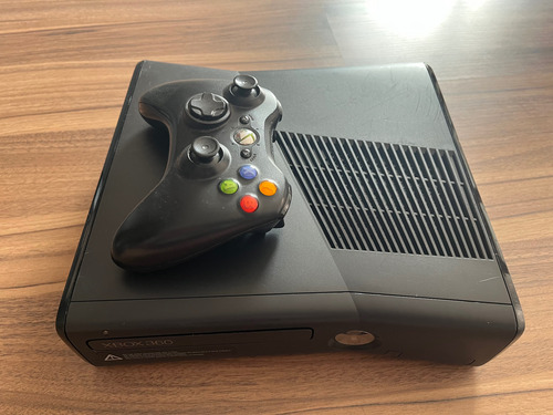 Console Xbox 360 Slim 500gb - Console Rgh 3.0 + 120 Jogos Preto (Usado)
