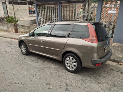 Imagem 7 de 8 de Peugeot 207 Sw 2009 1.4 Xr Flex 5p