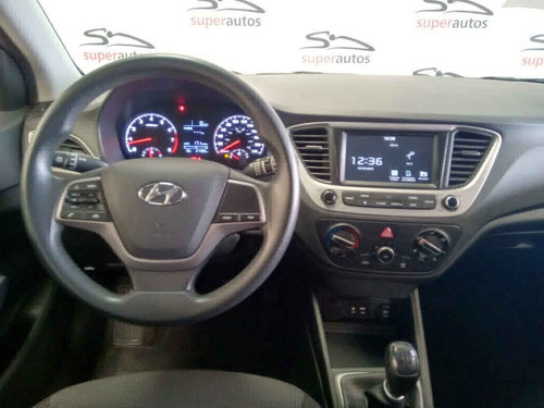 Imagen 10 de 11 de Hyundai Accent 2020 4p Gl L4/1.6 Aut