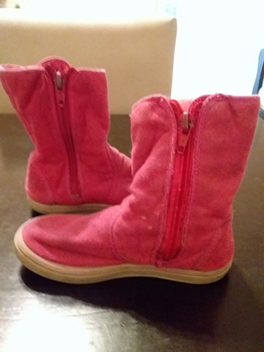 Botitas De Nena Fucsia Y Gris Mimo Ambas $ 5000