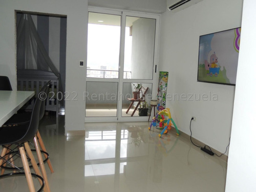 Imagen 13 de 14 de Karen Freites Rentahouse Mp 22f18382 Las Chimeneas