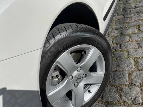 Imagen 13 de 17 de Peugeot 3008 2014 1.6 Allure Thp 156cv