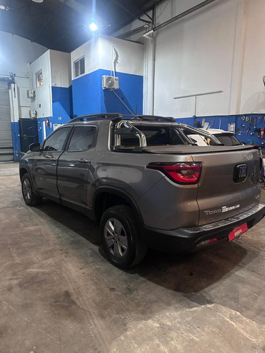 Fiat Toro Freedom 1.8 16v 4x2 At6