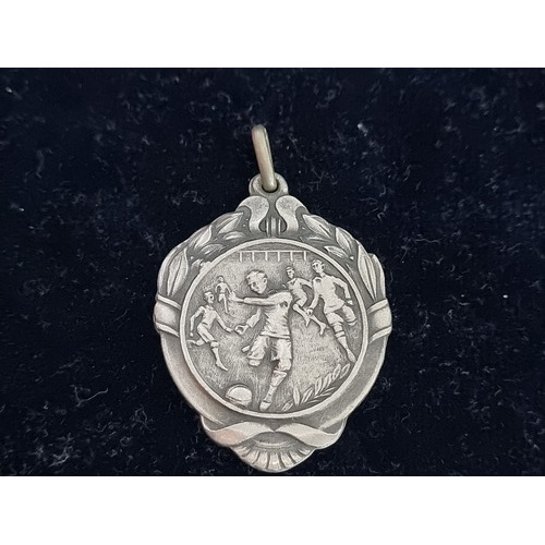 Medalla Antigua De Futbol (Usado)