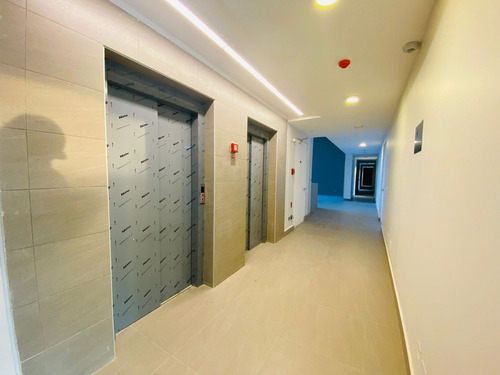 Arriendo 2d+1b C/estac A Estrenar Macul/metro Grecia Y Presi