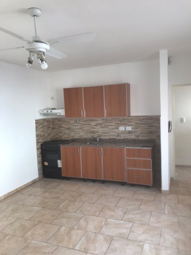 Imagen 1 de 5 de Departamento En Venta En Wilde Oeste