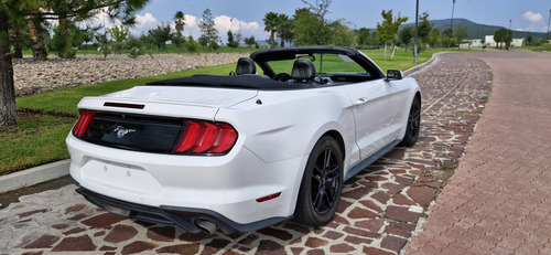 Mustang Convertible Impecable Edicion Especial