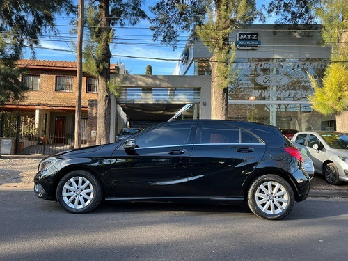 Imagen 13 de 24 de Mercedes Benz A200 Style 1.6 T De 156cv U/mano 49.000km 2013