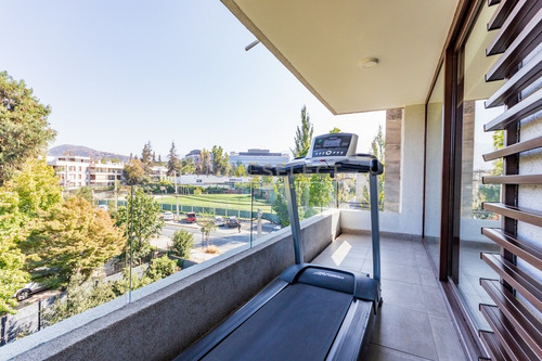 Amplio Penthouse Con Terraza Panorámica, 3 D + Escritorio