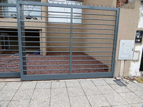 Imagen 10 de 11 de Departamento - Castelar