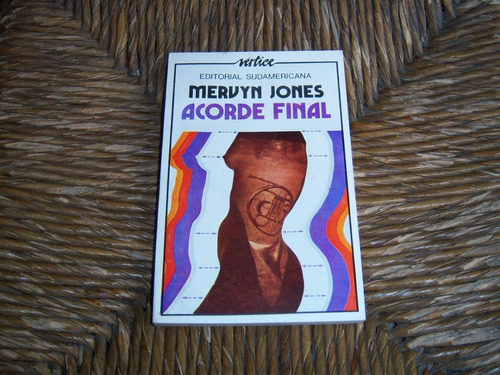 Acorde Final . Mervyn Jones