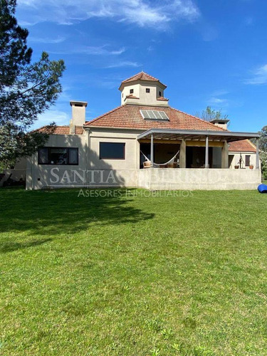 Casa Quinta  En Venta Ubicado En Santa Brigida, Campana, G.b.a. Zona Norte