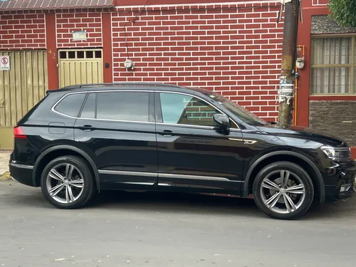 Volkswagen Tiguan 1.4 R-line
