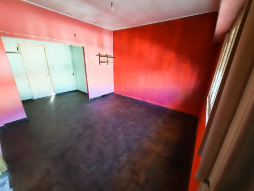 Imagen 3 de 14 de Departamento Tipo Casa En Venta En Lanus Este