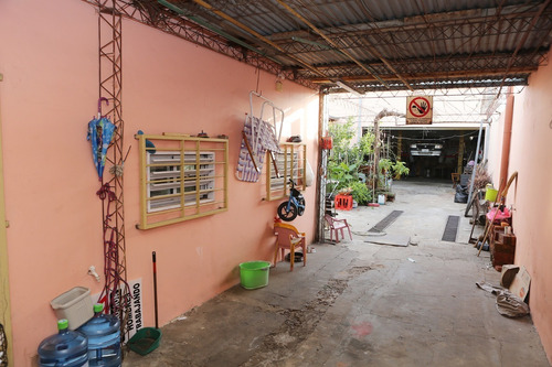 Casa 3 Dormitorios Con Galpón Y Quincho