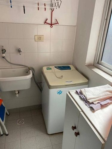 Imagen 9 de 10 de Vendo Depto. 2 Dorm. C/cochera Amueblado