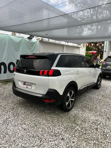 Peugeot 5008 1.6 Allure