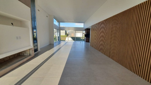 Imagem 8 de 29 de Casa À Venda Em Capão Da Canoa - Ca01135 - 68111258