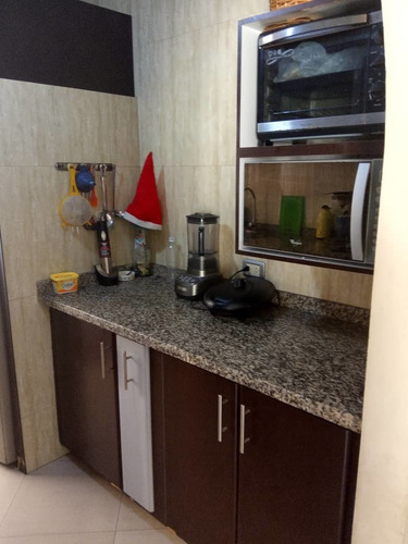 Imagen 6 de 12 de Casa Urbanización Colinas De Las Rosas, Guatire.