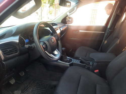 Toyota Hilux 2.4 Cd Sr 150cv 4x2