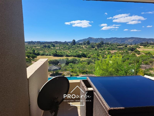 3 Dormitorios, 2 En Suite, Piscina, Cancha De Golf, Amoblado