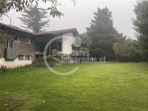 Imagen 1 de 3 de Casa En Venta En Las Condes