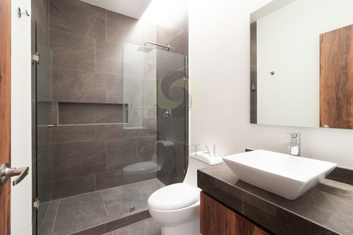 Imagen 12 de 20 de Casa En Zibata Queretaro, Privada Y Acabados Premium, Dobles