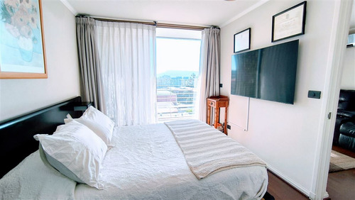 Departamento En Venta De 2 Dorm. En Santiago