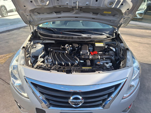 Nissan Versa 1.6 Advance At