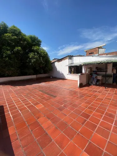 Vendo Casa Esquinera En Salomia Excelente Oportunidad De Inversión