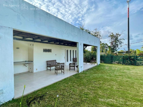 Imagen 3 de 30 de Casa En Venta Y Alquiler Temporario 2 Dormitorios - El Chorro - Manantiales