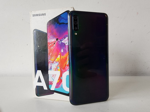 Imagen 5 de 9 de Samsung Galaxy A70 128 Gb + Cable, Cargador Y Caja