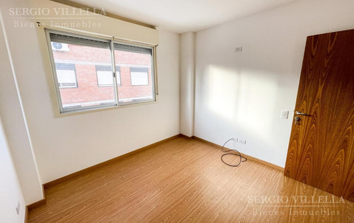 Imagen 15 de 18 de Corrientes 300 - Departamento De Dos Dormitorios Con Cochera En Venta En Rosario