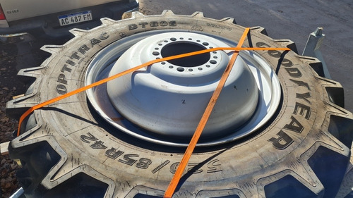 Imagen 2 de 5 de Llanta Para Dual Cosechadora Case I / New Holland R42