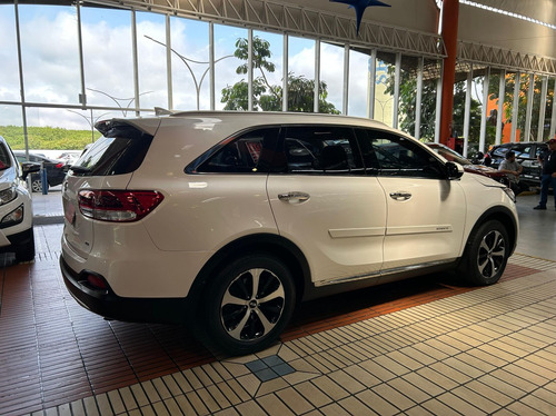 Kia Sorento 3.3 V6 EX 7L