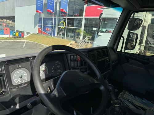 Volvo Vm 260 Ano 2009 Com Sider 8,5m