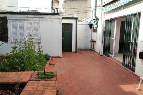 Imagen 14 de 16 de Venta Casa/ph 2 Dormitorios Y Cochera En 16 E/ 39 Y 40- La Plata