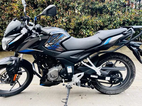 Motocicleta Pulsar P150: Moderna, Potente Y Eficiente