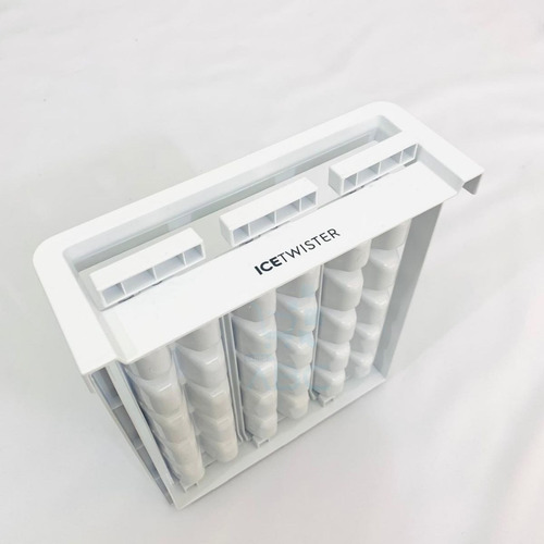 Imagem 3 de 7 de Forma De Gelo Geladeira Electrolux Db53 Db53x Ib53 Ib53x