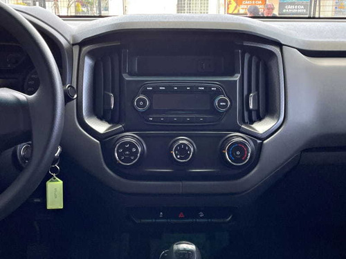 Imagem 7 de 13 de Chevrolet S10 Ls 2.8 Tdi 4x4 Cd 2019